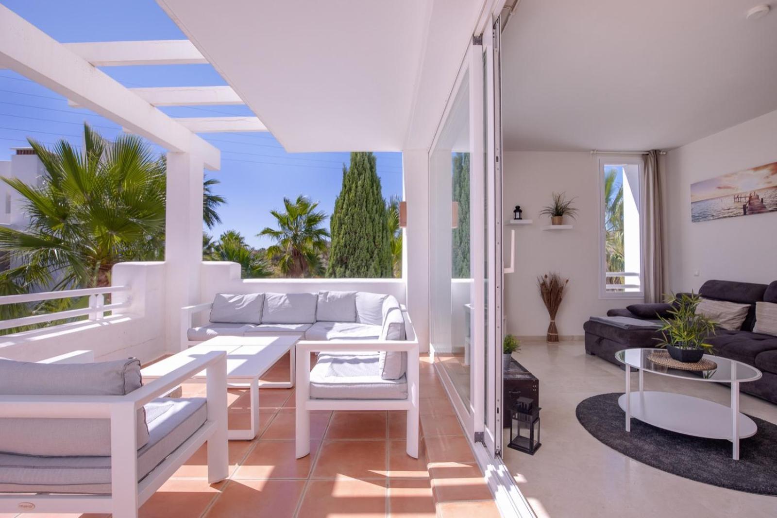 Alcazaba Lagoon Estepona Golf Apartman Kültér fotó