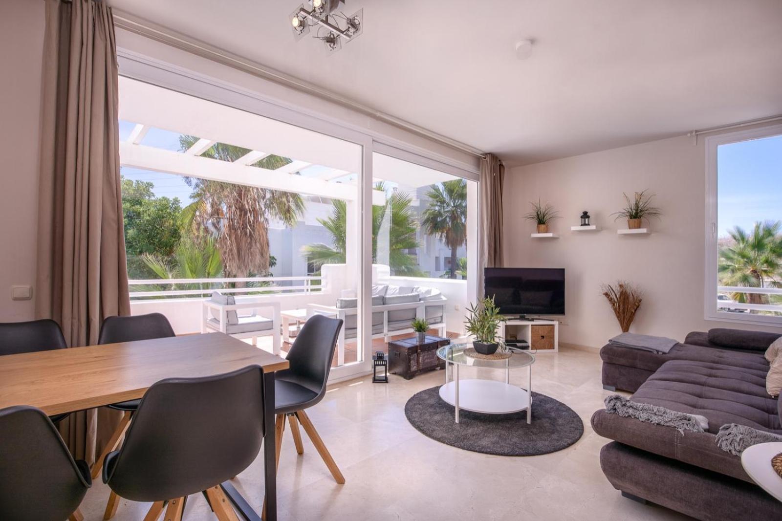 Alcazaba Lagoon Estepona Golf Apartman Kültér fotó