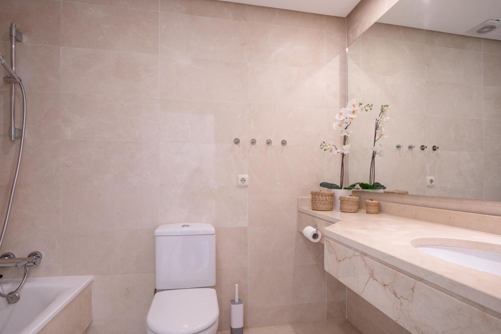 Alcazaba Lagoon Estepona Golf Apartman Kültér fotó