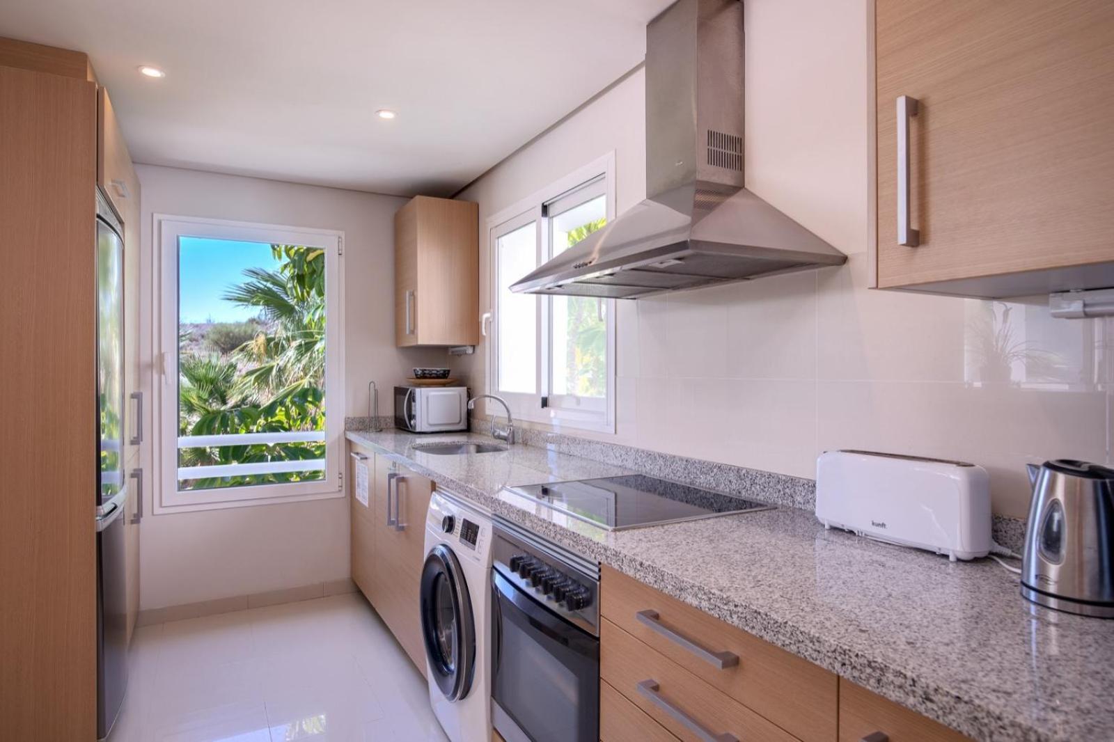 Alcazaba Lagoon Estepona Golf Apartman Kültér fotó