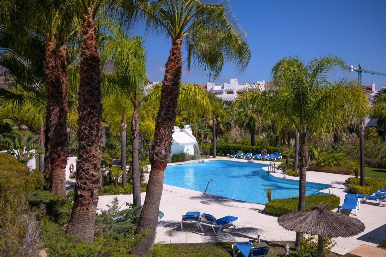 Alcazaba Lagoon Estepona Golf Apartman Kültér fotó