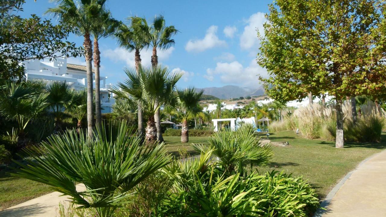 Alcazaba Lagoon Estepona Golf Apartman Kültér fotó